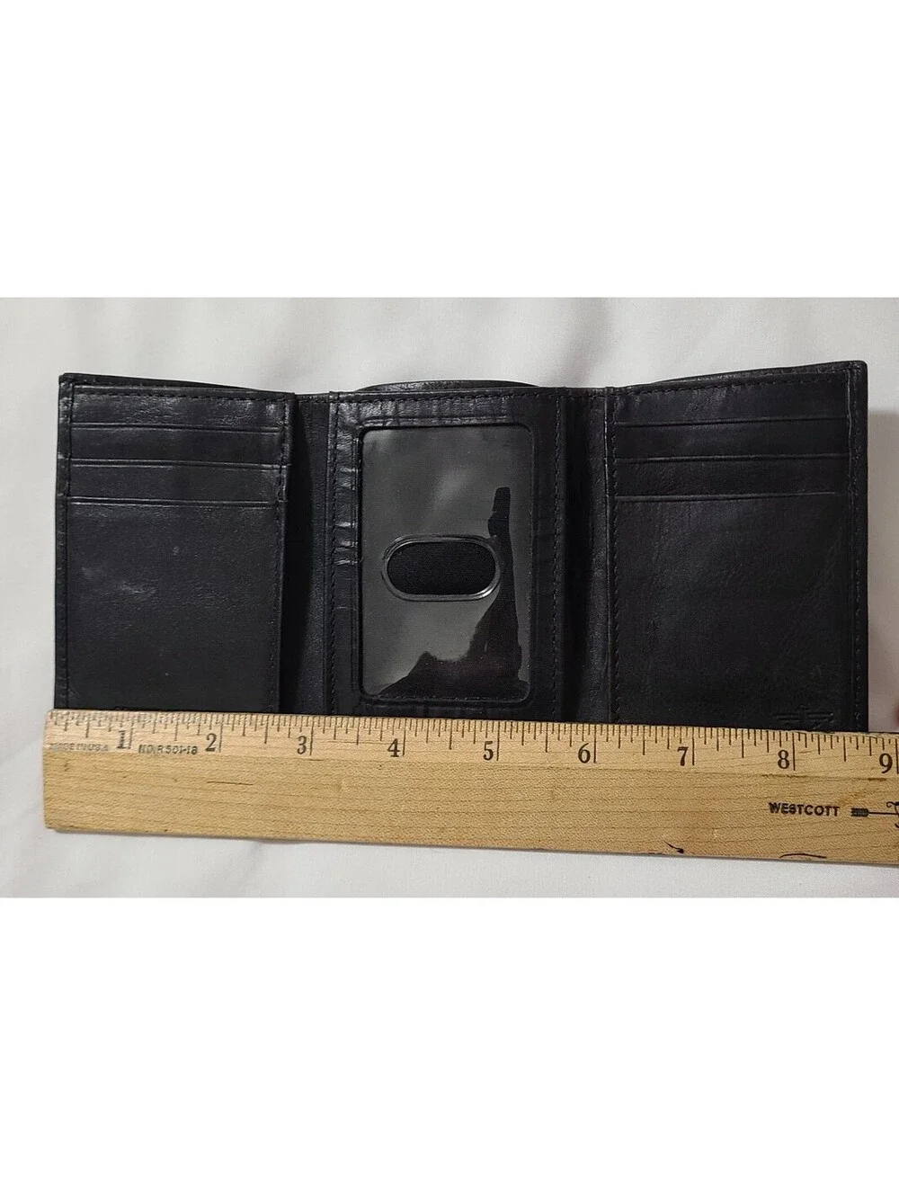 Dockers Genuine Leather Trifold Wallet Black ID Window CC Holder 6 Card Slot GUC